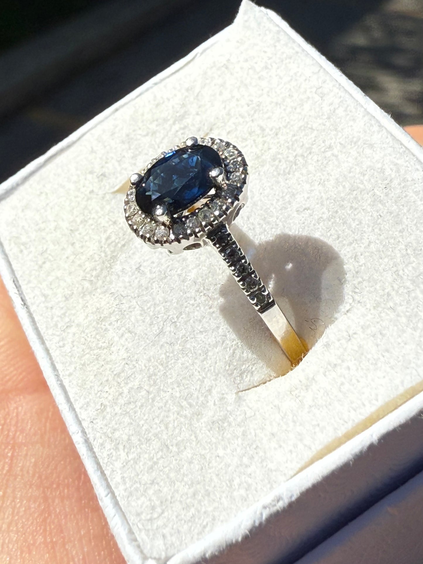 10K WHITE GOLD BLUE SAPPHIRE DIAMONDS RING SIZE 7-1/4 EMA Signature Marking 2.3g