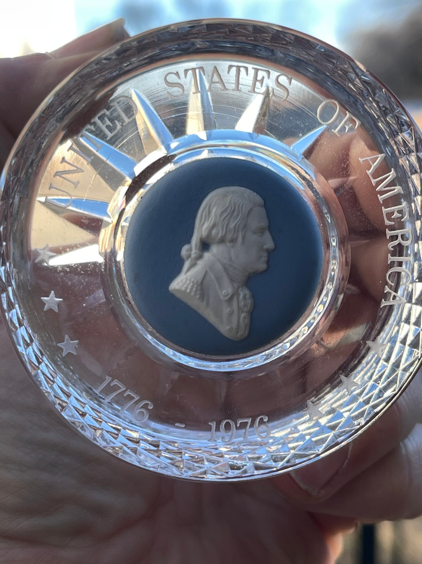 400 total made! 1976 Jasperware and Wedgwood Crystal collaboration Bicentennial Paperweight with George Washington bust portrait