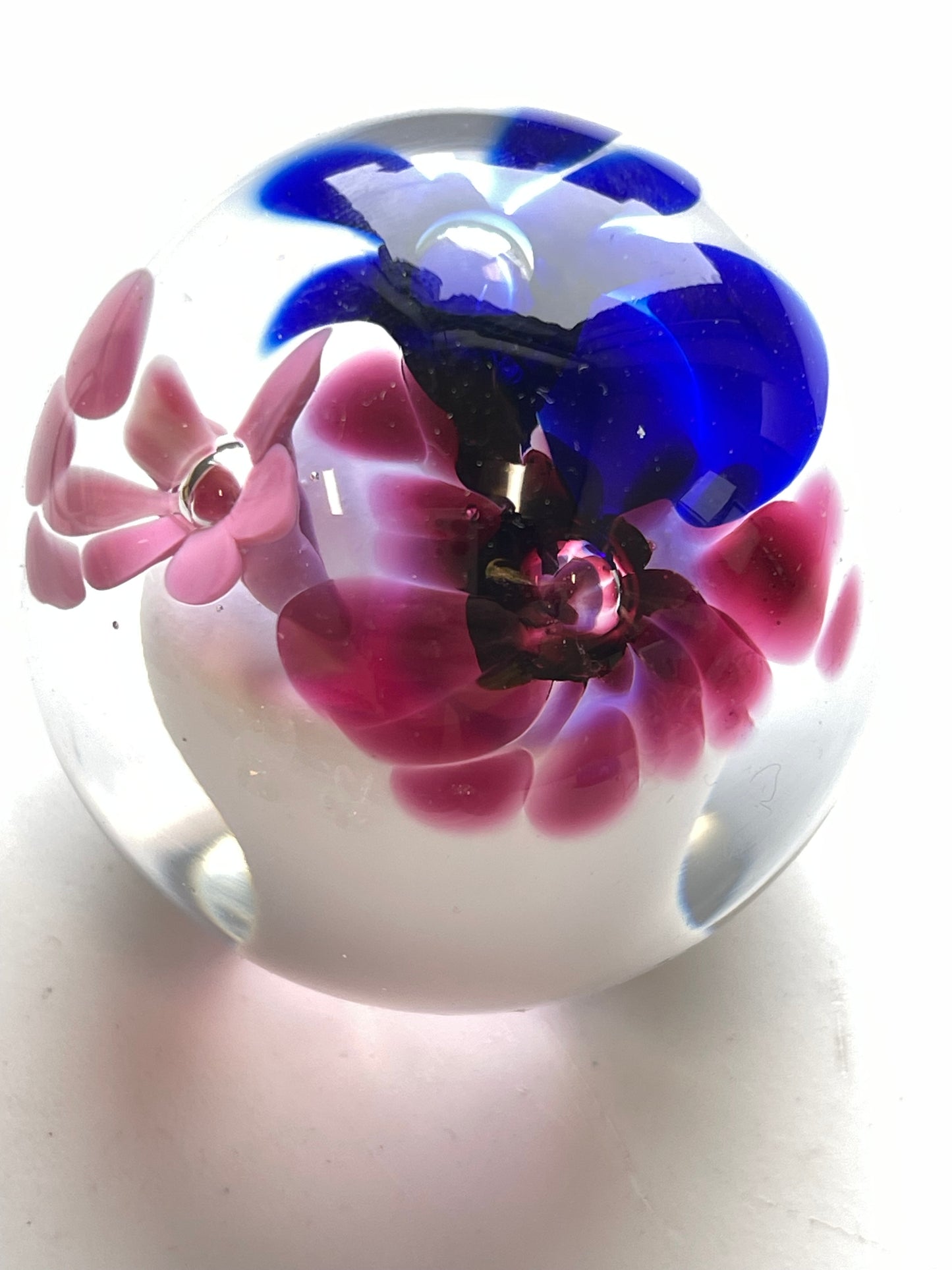Flowers Trio in a Vase Signed Larson Crystal Blown Glass Paperweight Made In USA