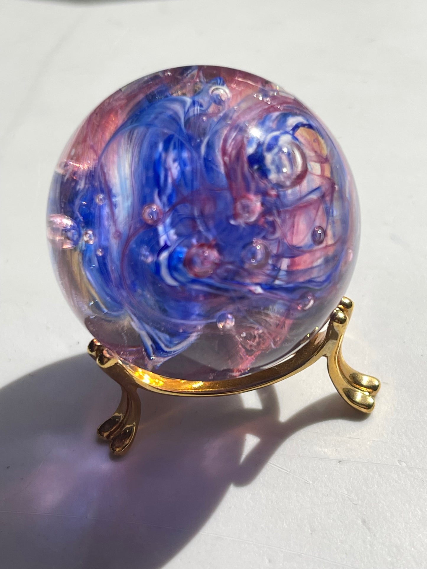 Teign Valley Art Glass Paperweight with gold plate stand TVG England 2.7" Circle