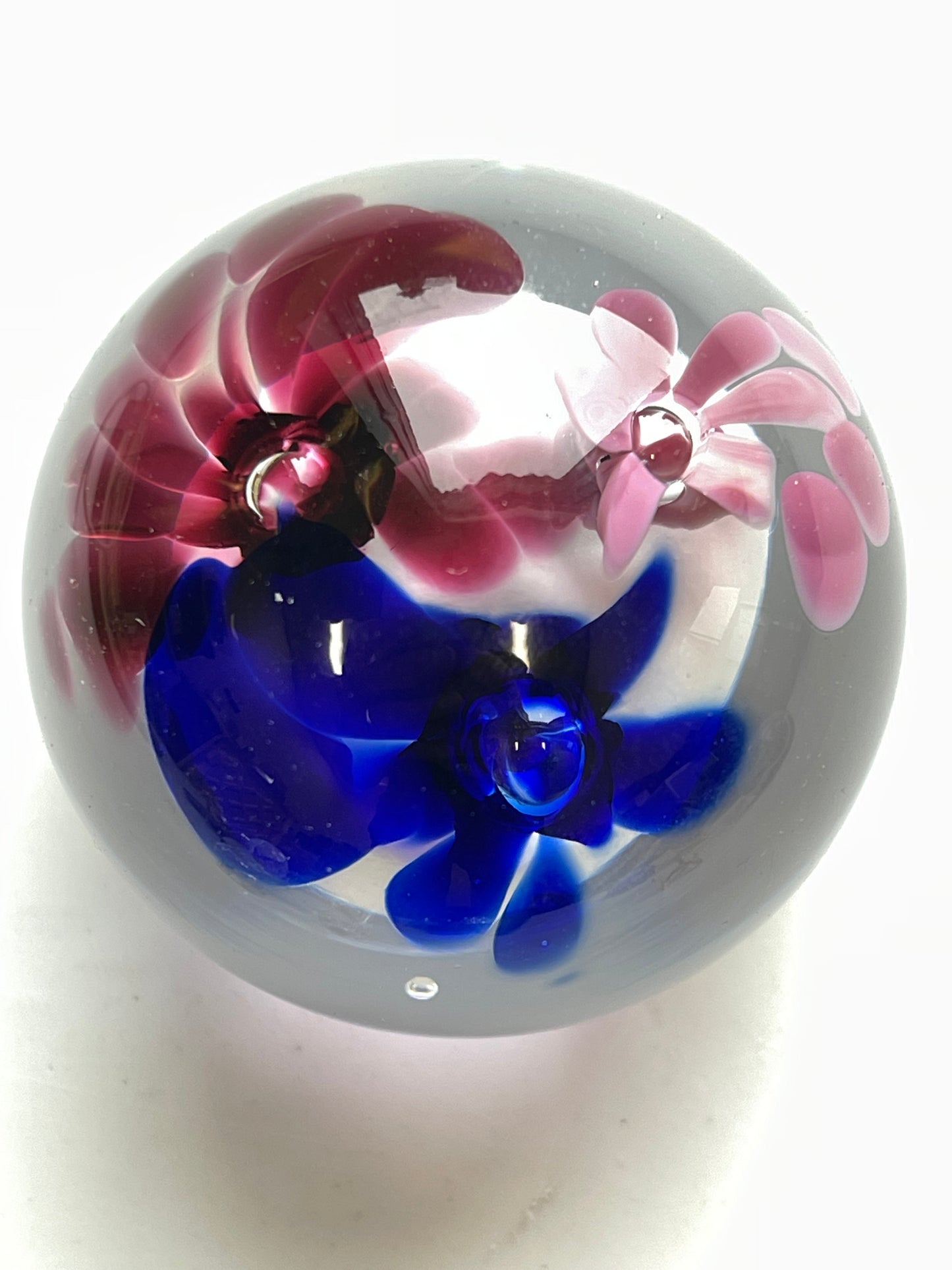Flowers Trio in a Vase Signed Larson Crystal Blown Glass Paperweight Made In USA