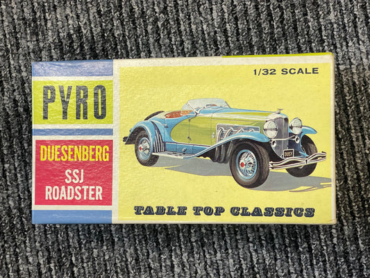 1966 Vintage PYRO Duesenberg SSJ Roadster Table Top Classics Series Kit C412-125